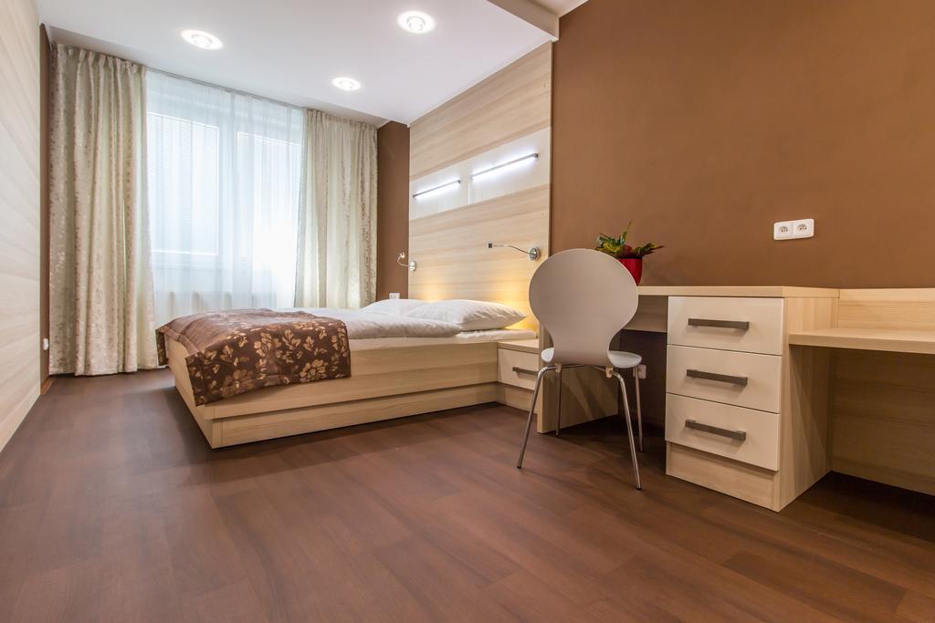 Hotel Krystal Hodonin Luaran gambar